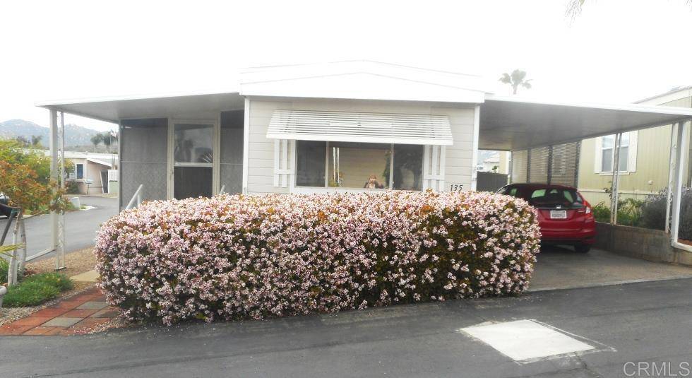 Escondido, CA 92027,211 N Citrus AVE #135