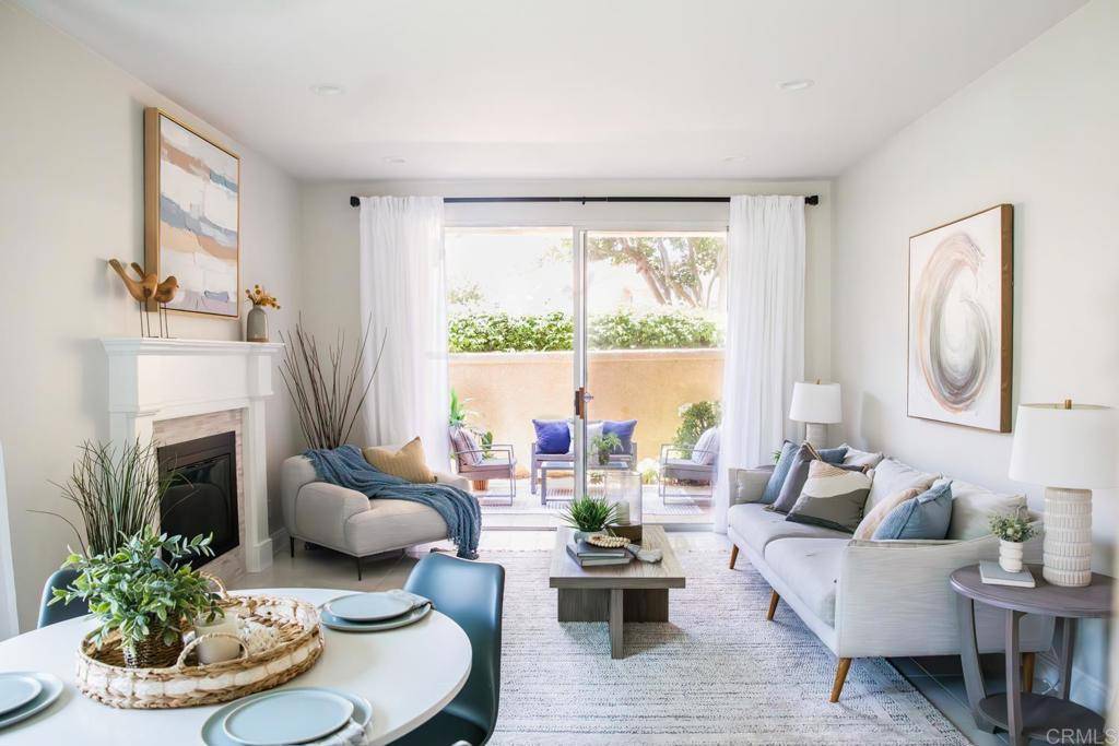 San Diego, CA 92130,3842 Creststone PL