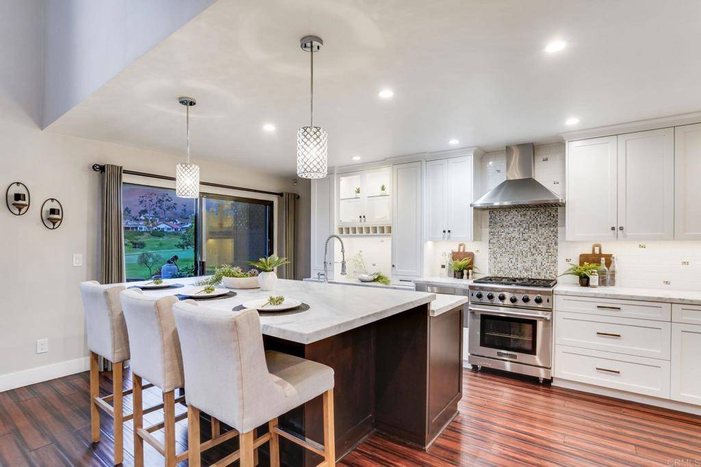 Solana Beach, CA 92075,1032 Santa Helena Park CT