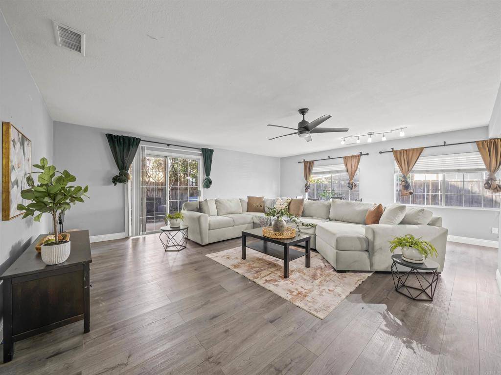Escondido, CA 92027,904 Aster ST