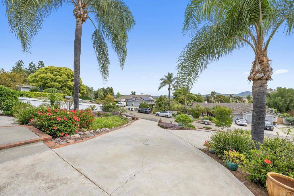 Escondido, CA 92025,620 Lacrosse PL