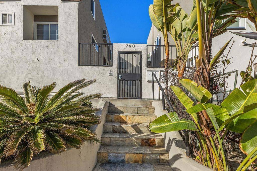 San Diego, CA 92109,720 San Luis Obispo Place #D