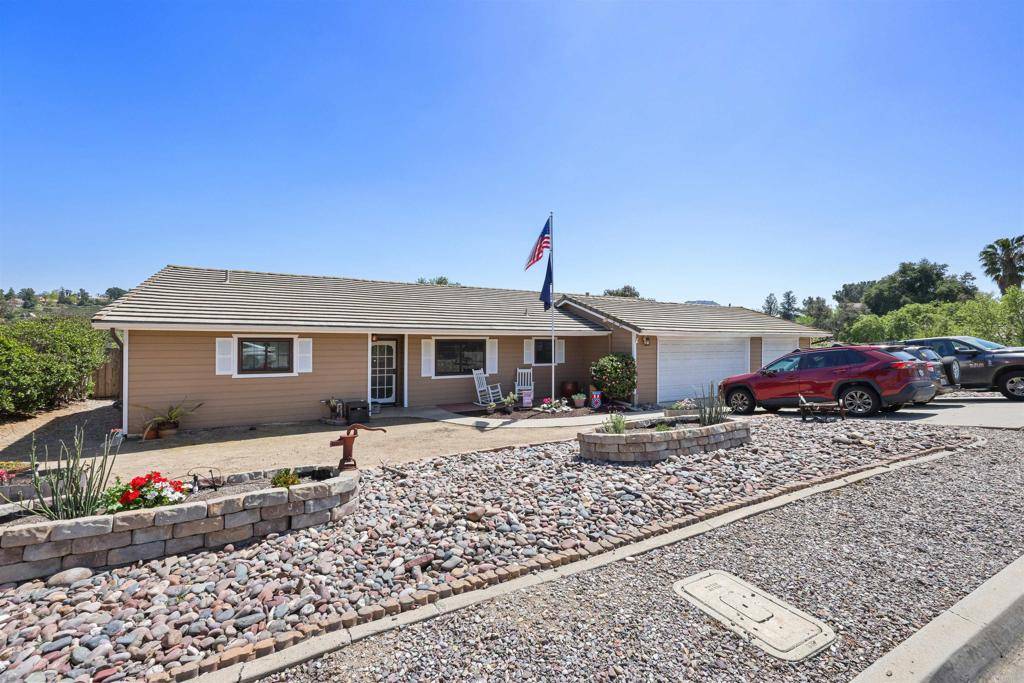 Ramona, CA 92065,24857 Pappas Rd