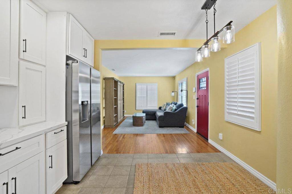 La Mesa, CA 91942,4533 Olive AVE