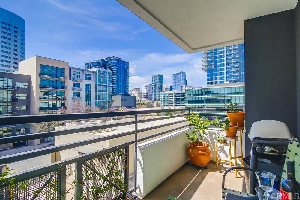 San Diego, CA 92101,550 Park BLVD #2403