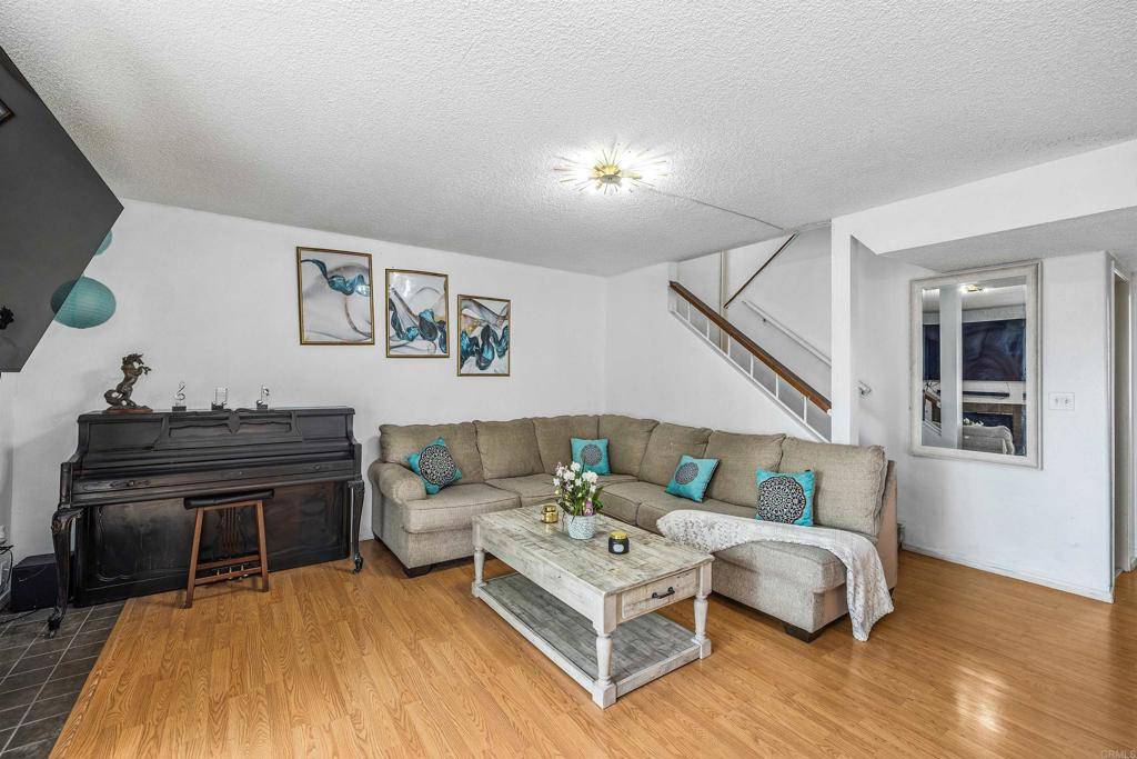1437 Robin LN El Cajon, CA 92020