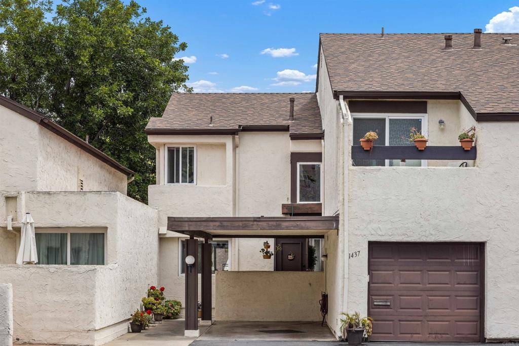 El Cajon, CA 92020,1437 Robin LN