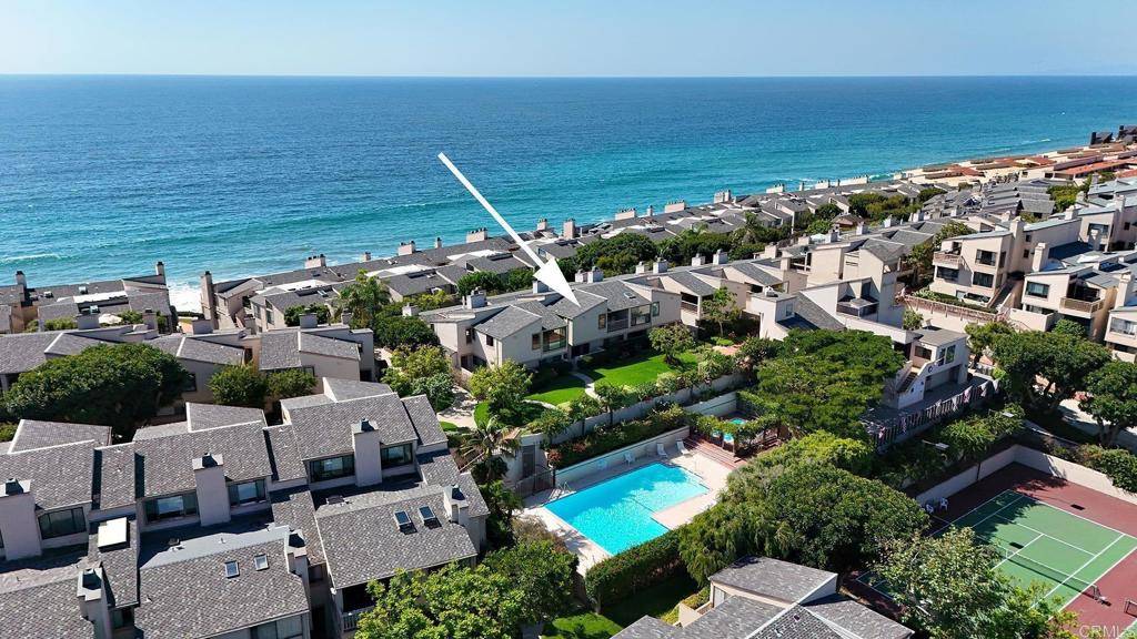 Solana Beach, CA 92075,561 S Sierra AVE #34