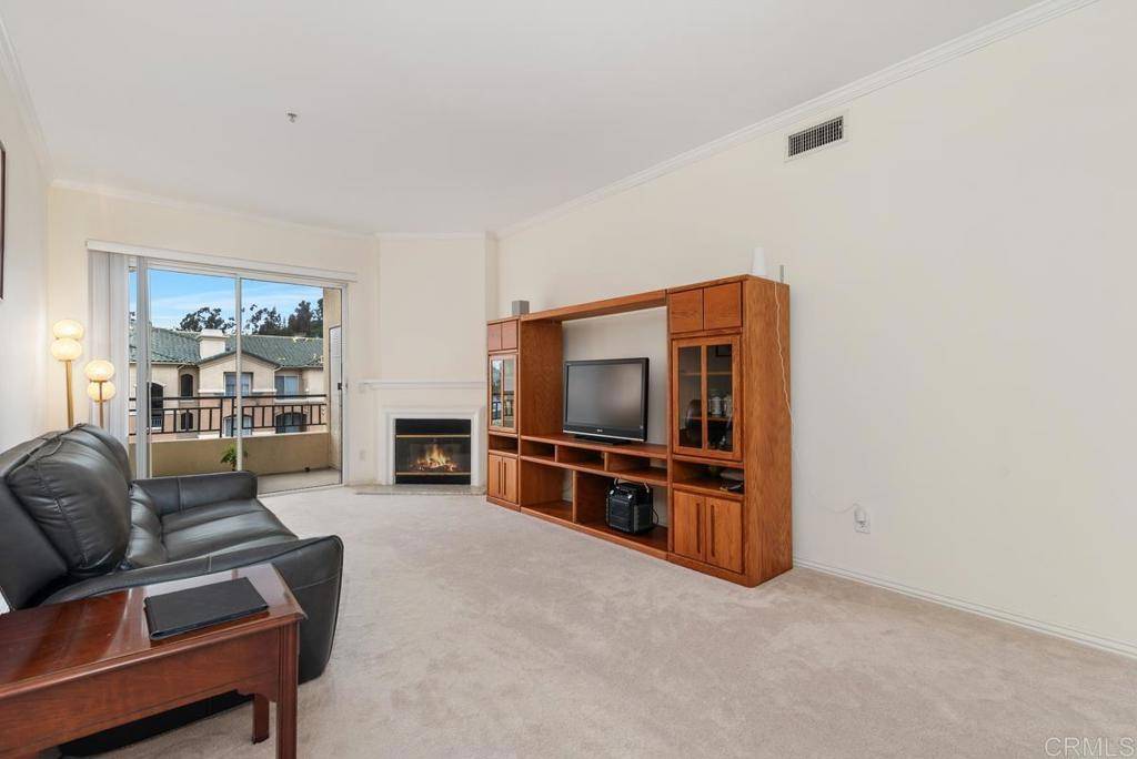 San Diego, CA 92131,10832 Scripps Ranch Blvd. #307