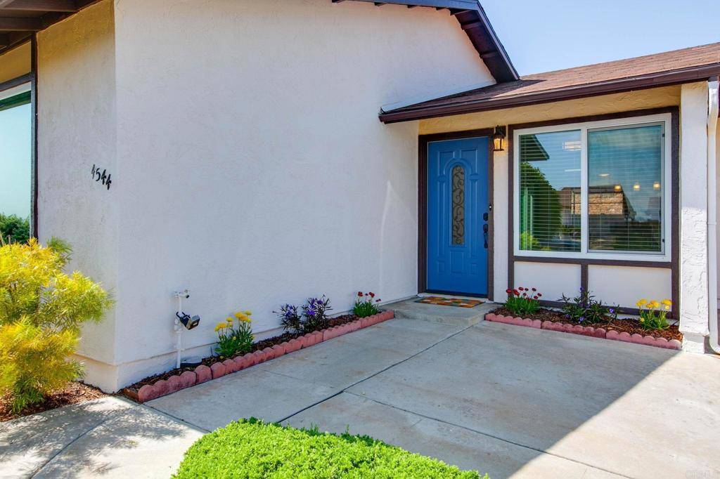 Oceanside, CA 92056,4544 Golden Ridge DR