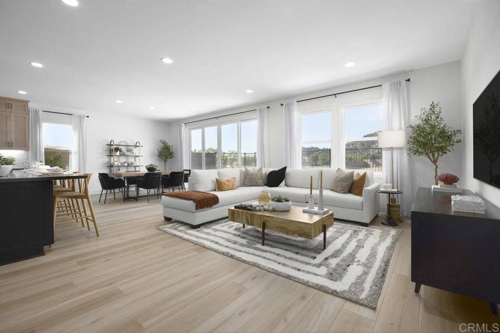 Escondido, CA 92027,3132 Smith PL
