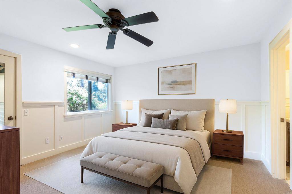 Carlsbad, CA 92009,3527 Caminito Sierra #202