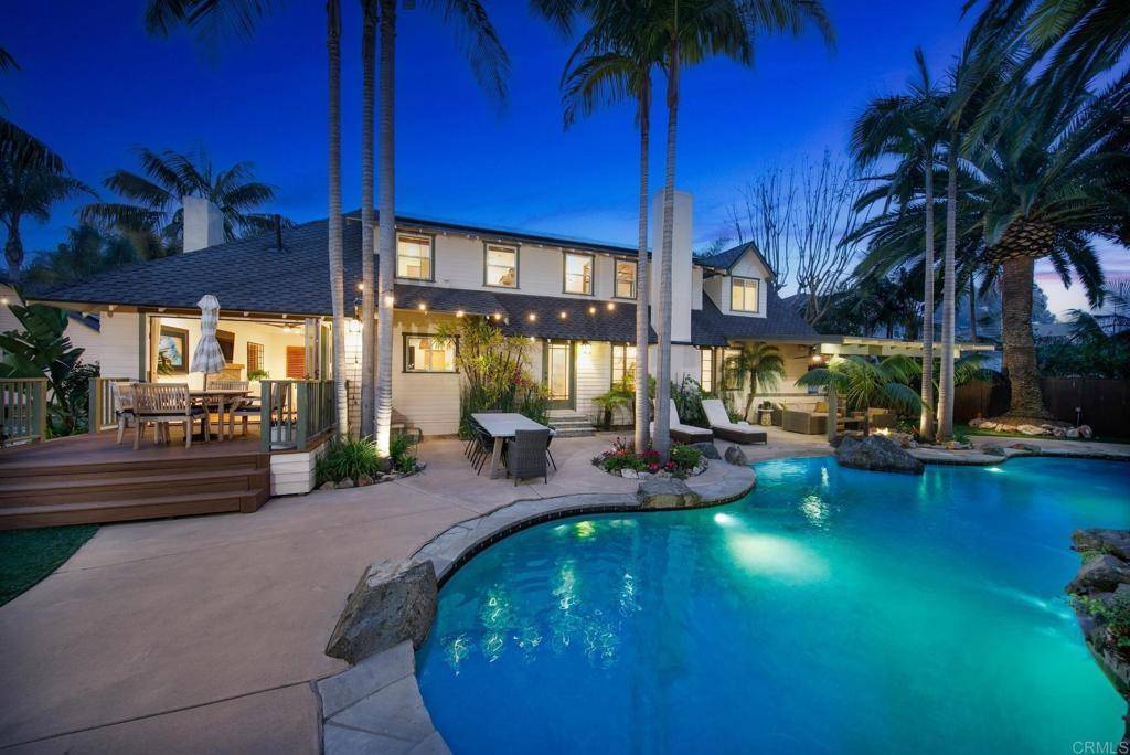 Carlsbad, CA 92008,2785 Crest DR