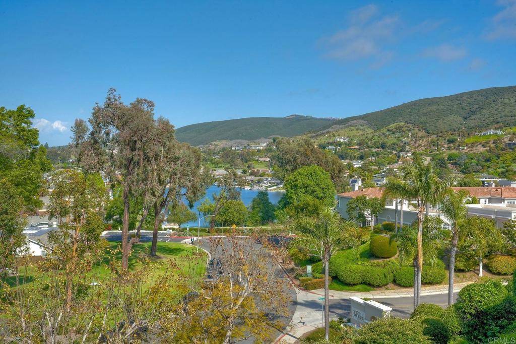 San Marcos, CA 92078,1648 Via Caminar