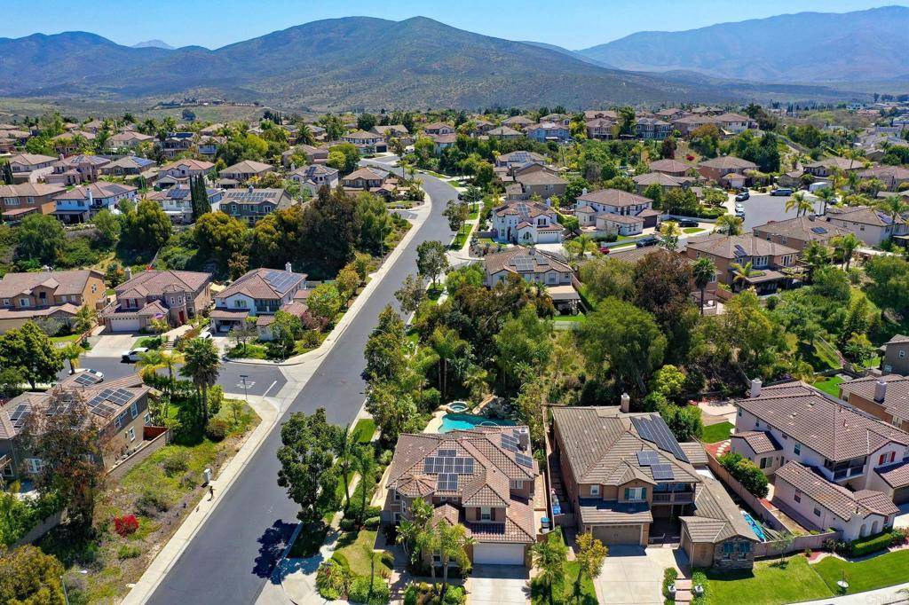 Chula Vista, CA 91914,821 Shadow Ridge Pl