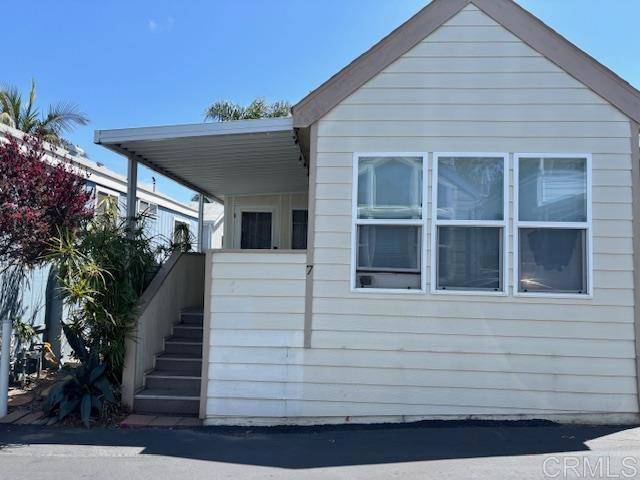 Encinitas, CA 92024,1624 N Coast Hwy 101 #7