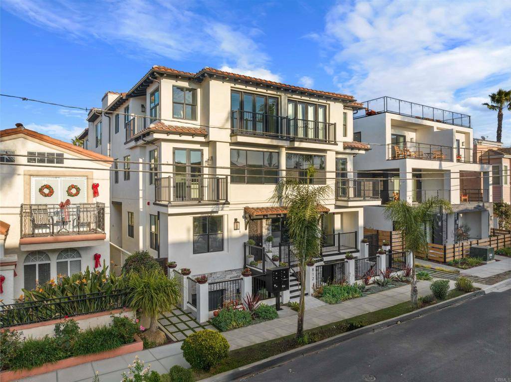 Oceanside, CA 92054,812 N Cleveland ST #3