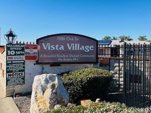 Vista, CA 92084,1506 Oak DR #4