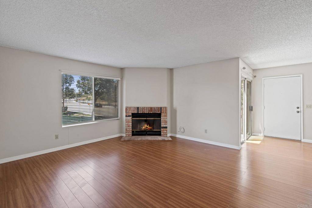 Carlsbad, CA 92009,7702 Caminito Tingo #H203