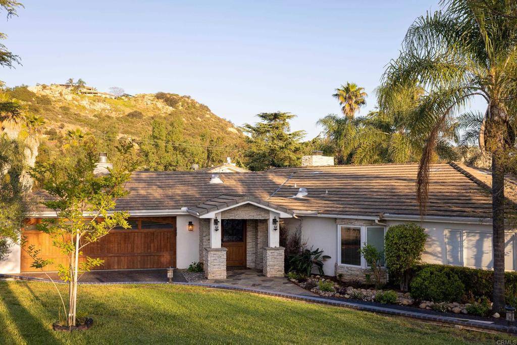 Poway, CA 92064,15017 Skyridge RD