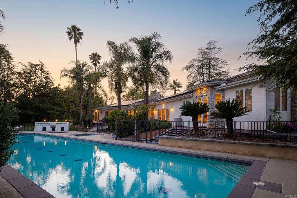 Poway, CA 92064,15017 Skyridge RD