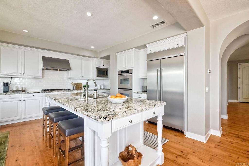 Carlsbad, CA 92009,3551 Sitio Damasco