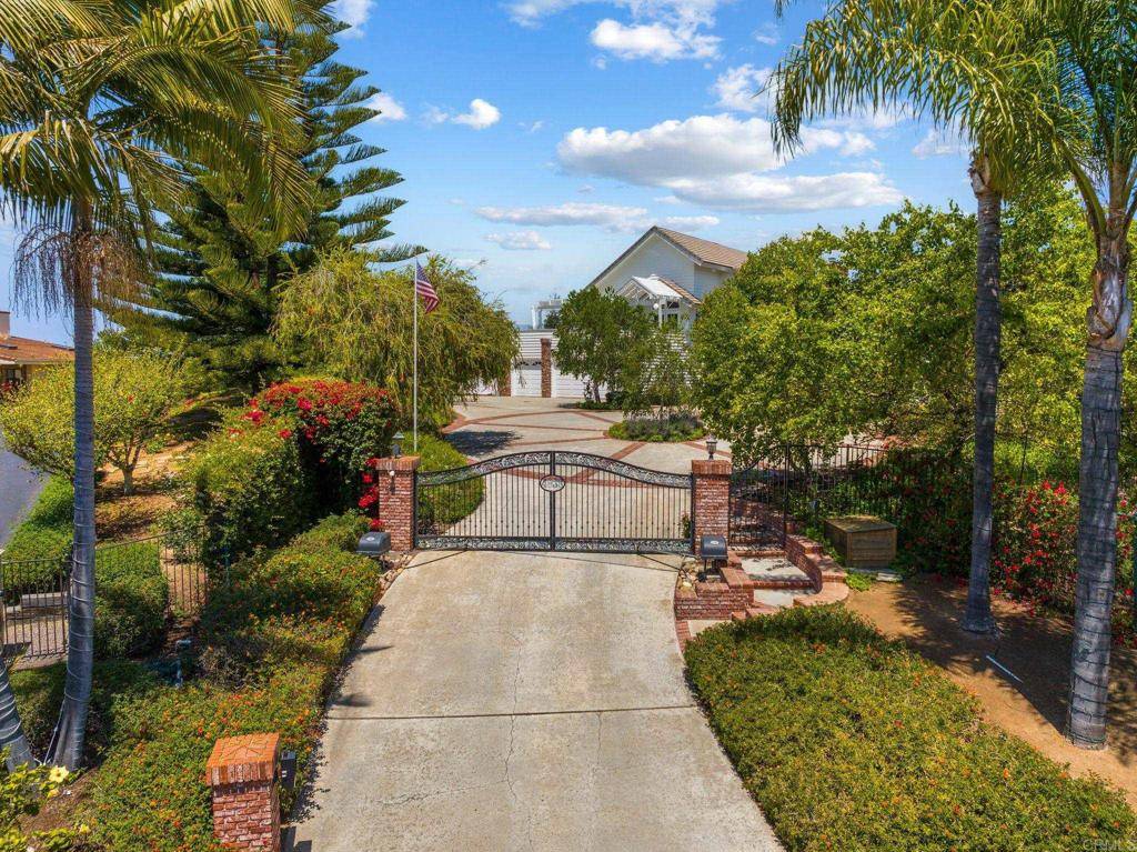 Fallbrook, CA 92028,4938 San Jacinto CIR E