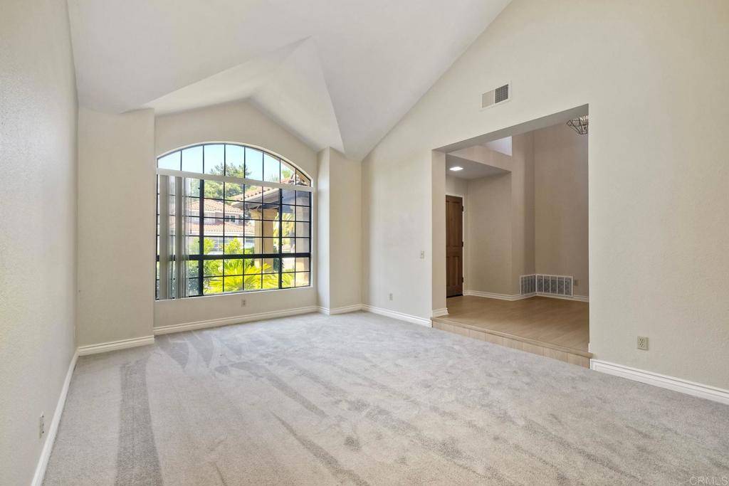 Carlsbad, CA 92009,3533 Sitio Baya