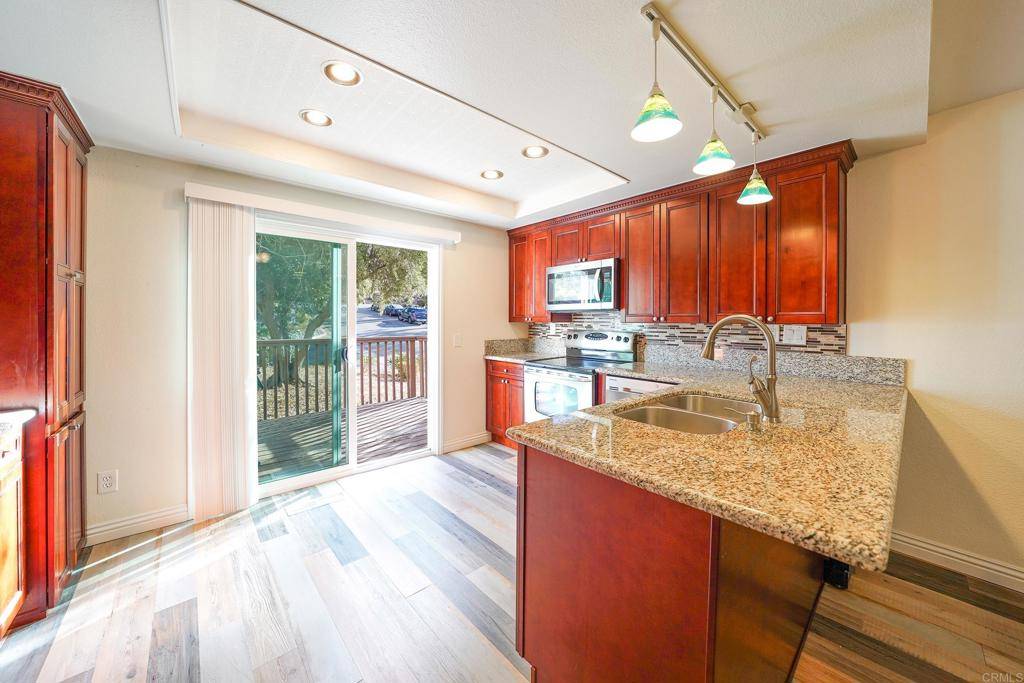 Ramona, CA 92065,15719 Davis Cup LN