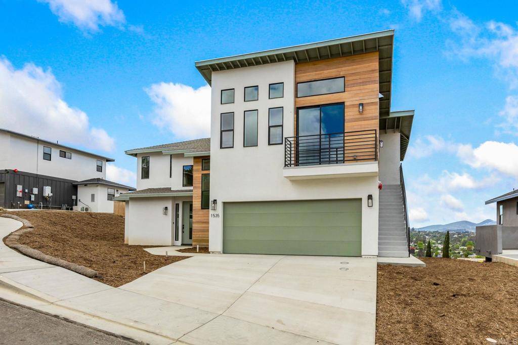 Escondido, CA 92025,1535 Mount Glen