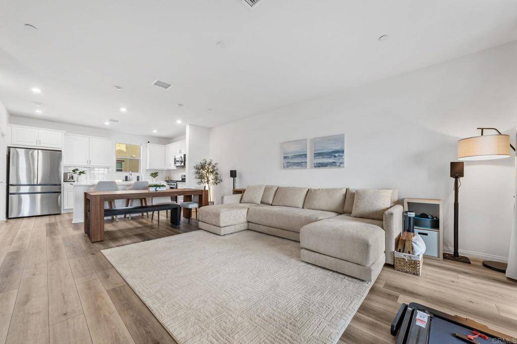 Oceanside, CA 92056,1646 Fig Tree WAY