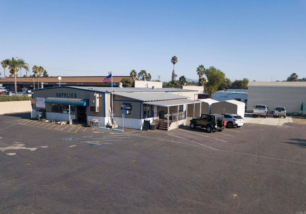 Escondido, CA 92025,945 Mission AVE