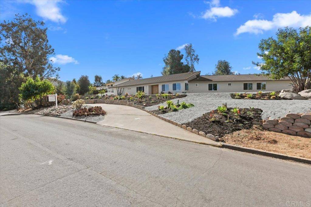 Poway, CA 92064,16220 Del Norte