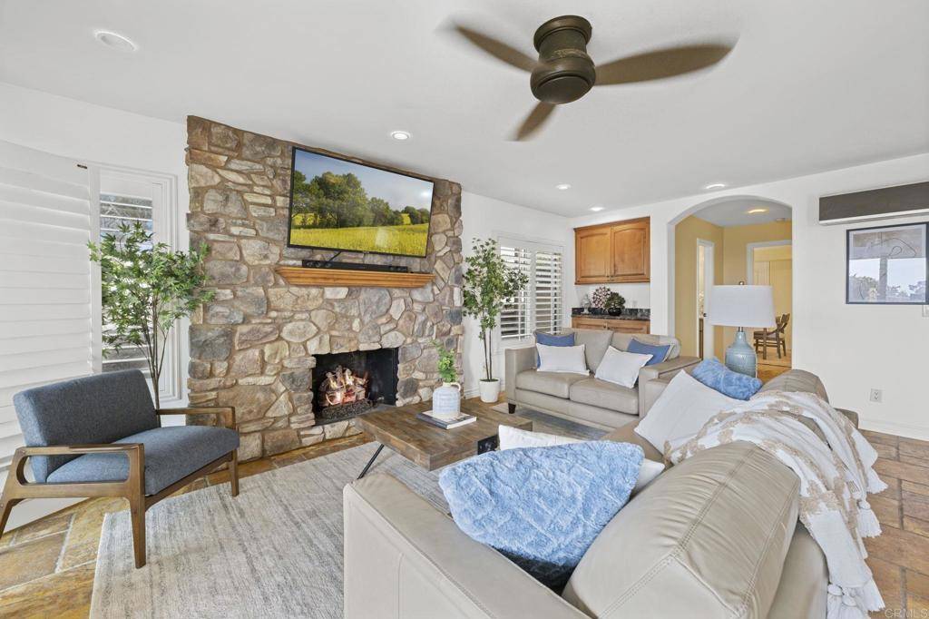 Solana Beach, CA 92075,515 S Sierra AVE #130