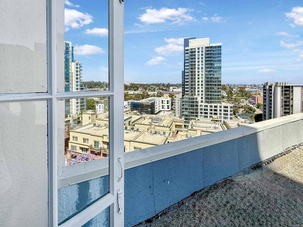 San Diego, CA 92101,702 Ash ST #703