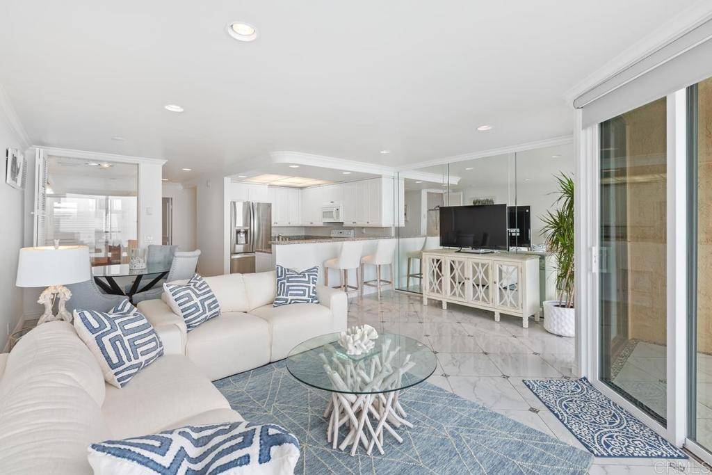 Solana Beach, CA 92075,190 DEL MAR SHORES TERRACE