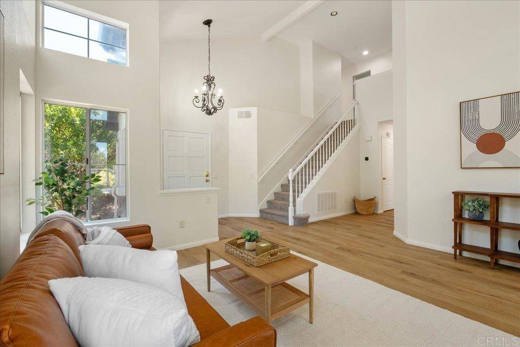 Oceanside, CA 92057,949 Masters DR