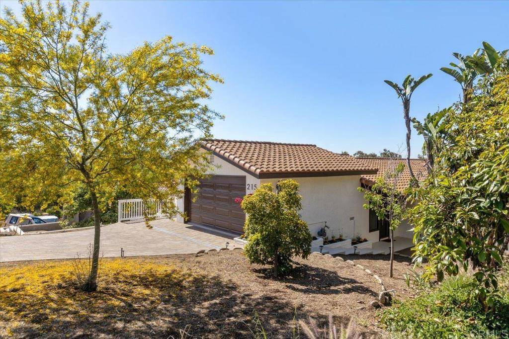 Escondido, CA 92025,215 Cranston Crest