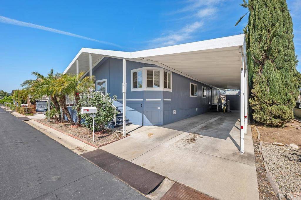 Escondido, CA 92029,1001 S Hale AVE ##5