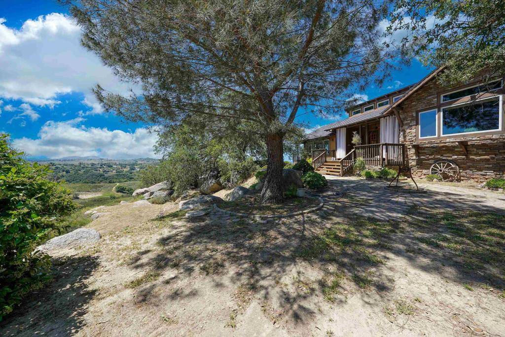 Ramona, CA 92065,21057 Sutherland Dam RD