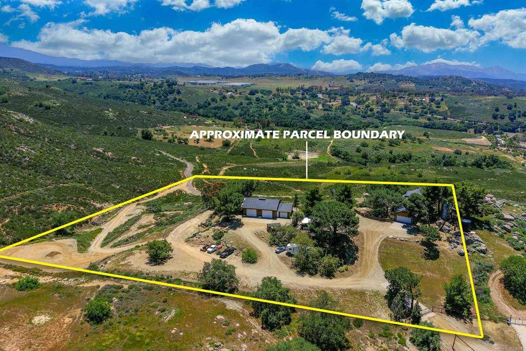 Ramona, CA 92065,21057 Sutherland Dam RD