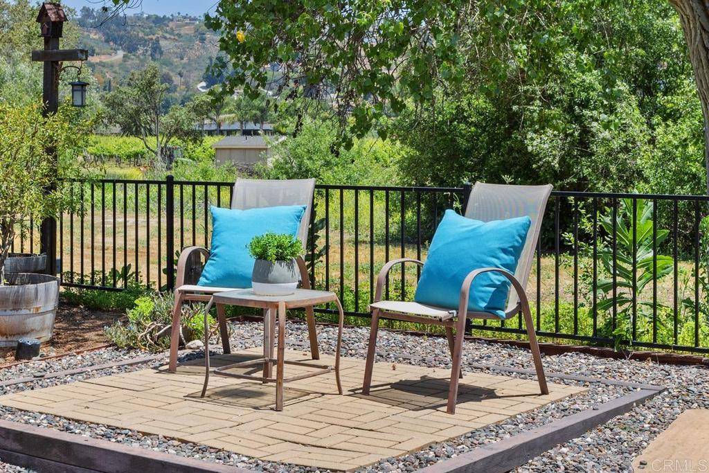 Fallbrook, CA 92028,3404 Oak Cliff Dr #2