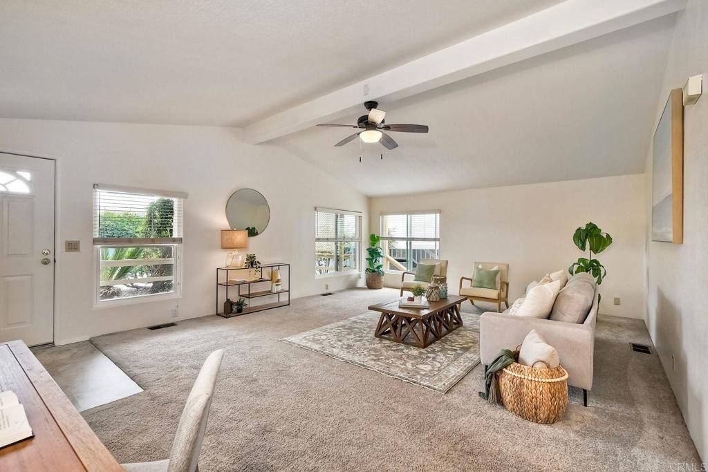 Carlsbad, CA 92011,6496 Friendly PL