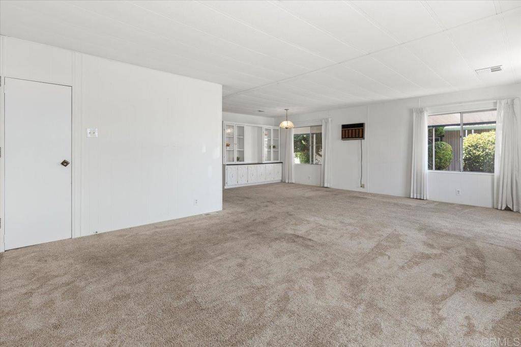 San Marcos, CA 92078,1286 Discovery ST #11