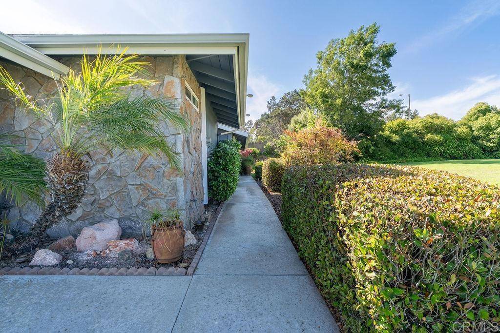 San Marcos, CA 92078,1302 El Corral LN