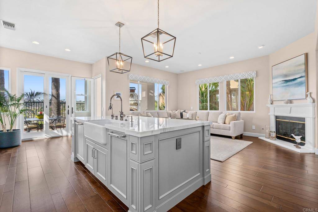 Carlsbad, CA 92009,6281 Paseo Privado