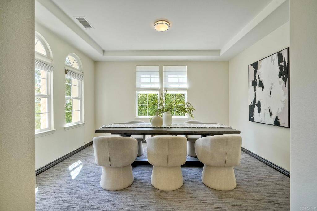 Carlsbad, CA 92009,3518 Camino Cereza
