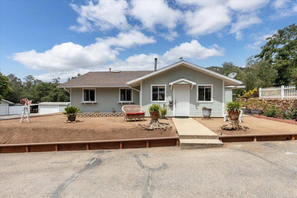 Escondido, CA 92026,26895 N Broadway