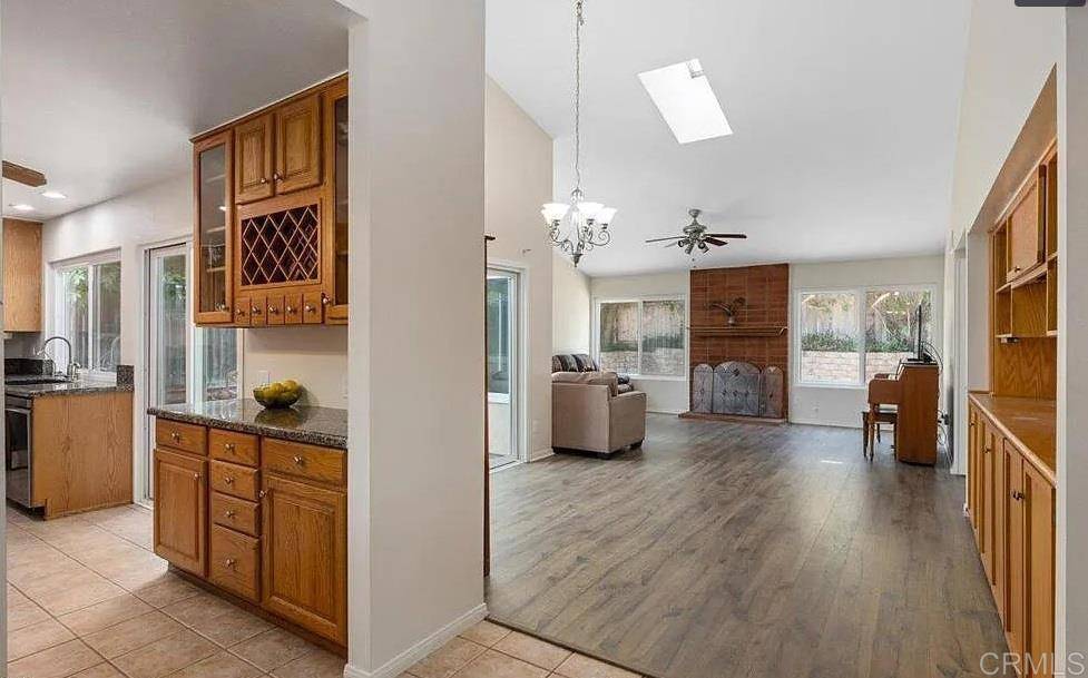 San Marcos, CA 92069,1592 Rambla Brisa