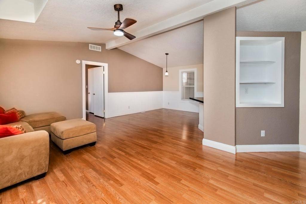 14360 Rios Canyon RD #SPC 11 El Cajon, CA 92021
